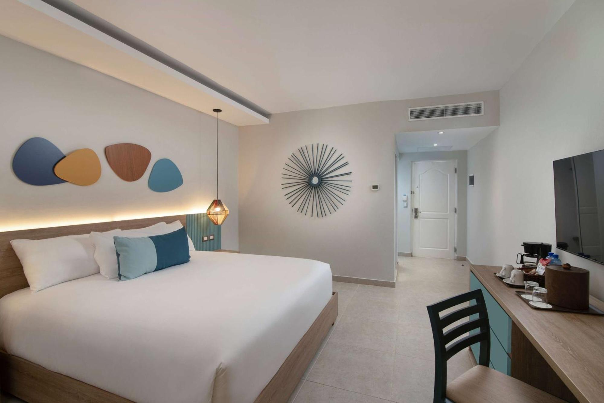 Wyndham Alltra Samana All Inclusive Resort Exterior foto