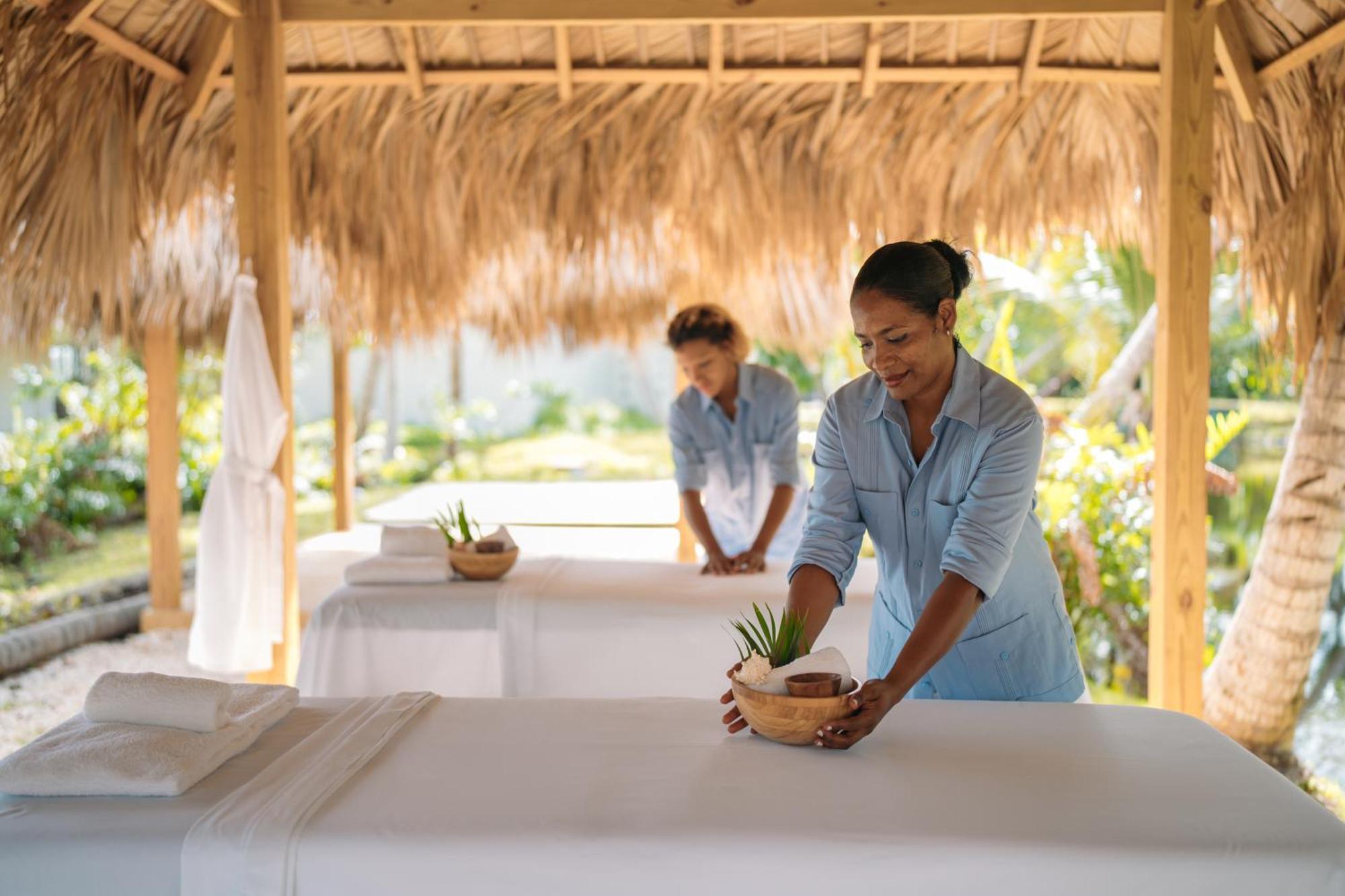 Wyndham Alltra Samana All Inclusive Resort Exterior foto