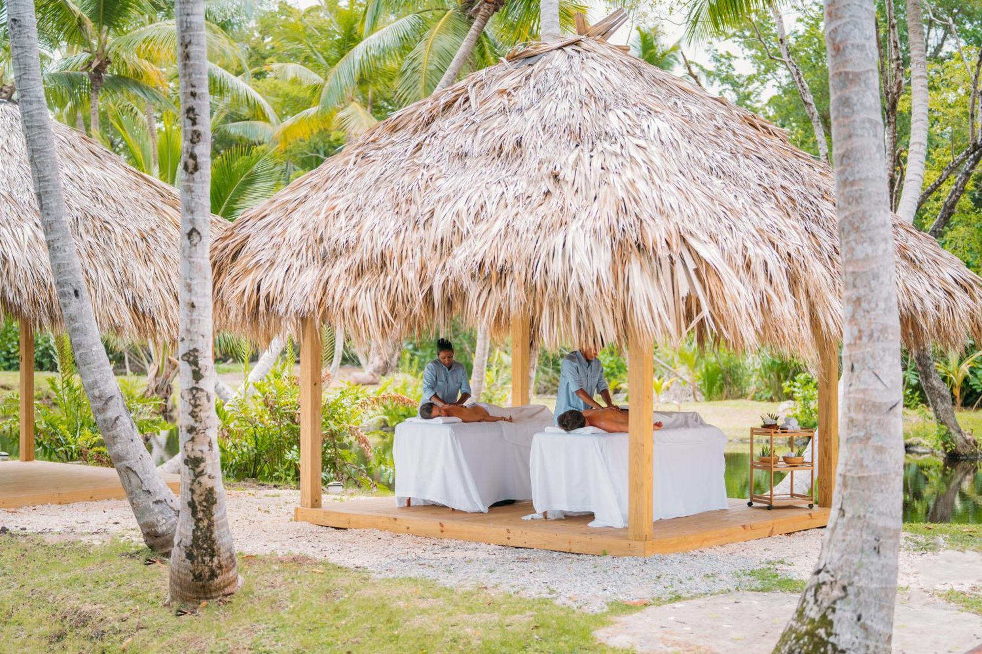 Wyndham Alltra Samana All Inclusive Resort Exterior foto