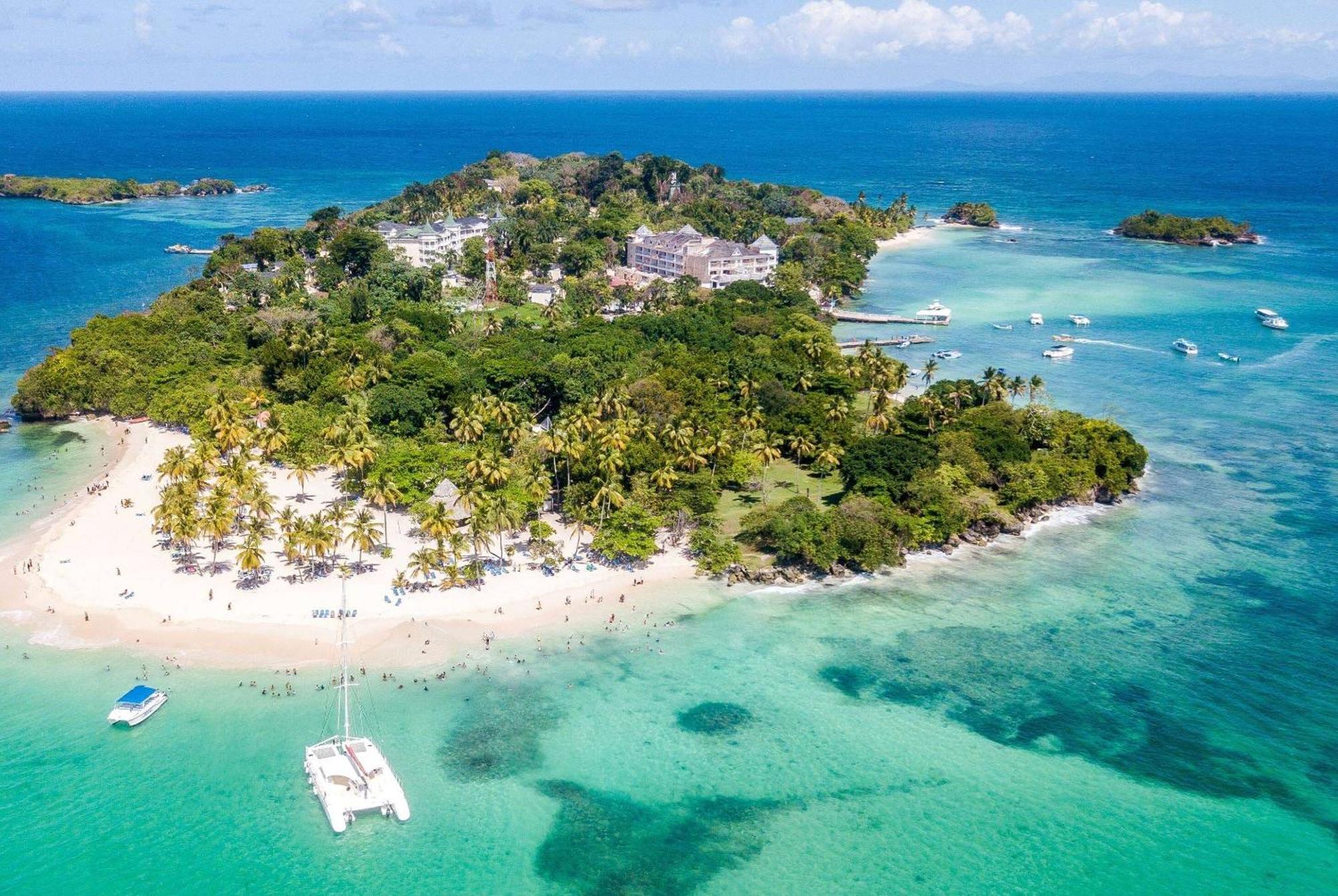 Wyndham Alltra Samana All Inclusive Resort Exterior foto